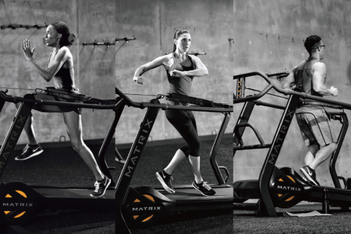 Беговой тренажер Matrix S-Drive с целевой консолью Power