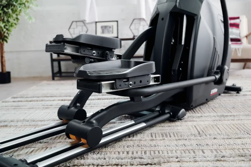 Эллиптический тренажер Sole Fitness Е95S (2023) с изменяемой длиной шага (46 - 61 см)