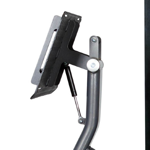 Подвижная платформа для ног с газовыми амортизаторами позволяет найти удобное положение пользователей с разным ростом