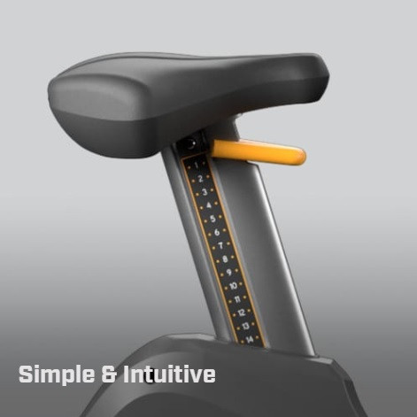 Вертикальный велотренажер Matrix Performance. Консоль Premium LED