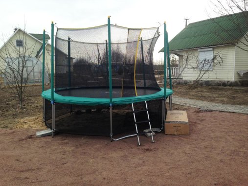 Батут Hasttings 12FT (3,65 М) зеленый, с внутренней защитной сеткой